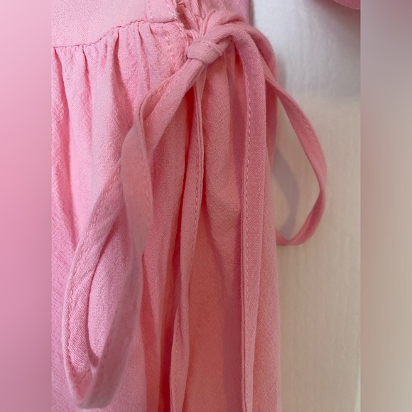 Pink puff sleeve tiered midi wrap dress - Picture 2 of 8